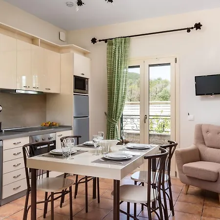 Liostasi Villa *